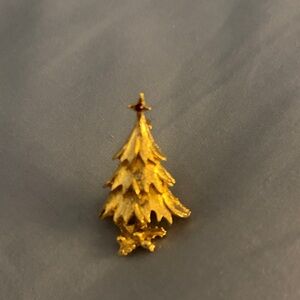 Gold Christmas Tree Brooch